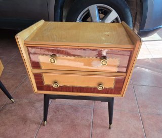 Dormitorio vintage (Armario, mesita y banco)