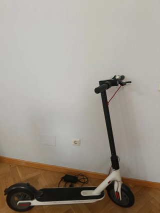Patinete Eléctrico Xiaomi M365
