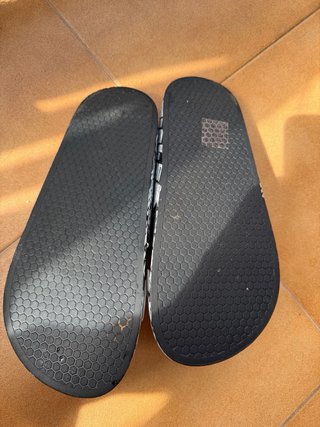 Chanclas Love Moschino como nuevas