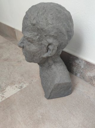 Busto hombre papel maché