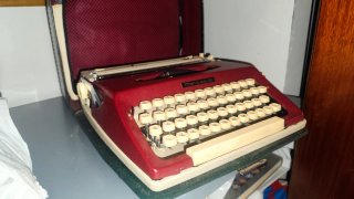 Máquina de escribir Maritsa 12