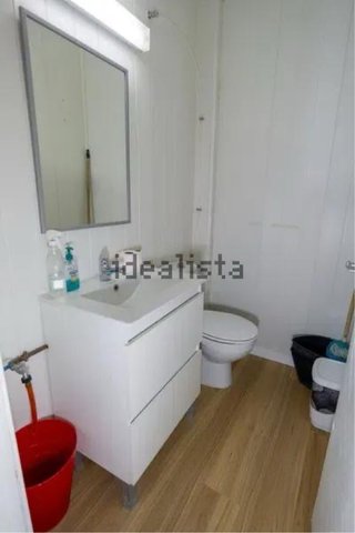 Se vende local en Ibi de 93m2