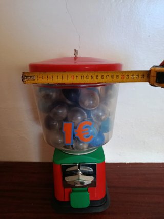 Máquina de bolas pequeña 1€ ( no incluye bolitas)