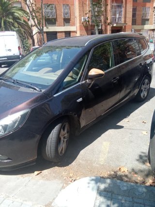 Opel Zafira Tourer 2013