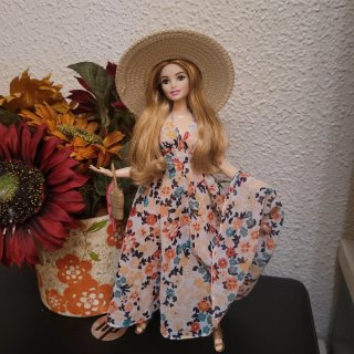 Muñeca barbie curvy MTM