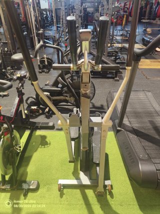 Elíptica Profesional Keiser M5 Magnética