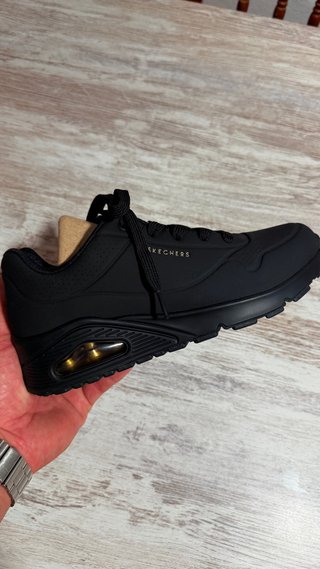 Zapatillas Skechers Negras Nuevas
