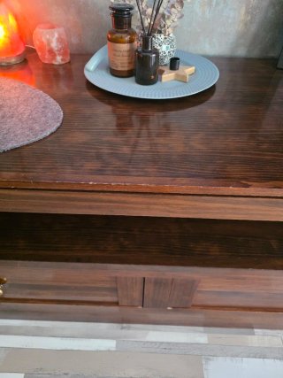 Mueble de salón madera oscura