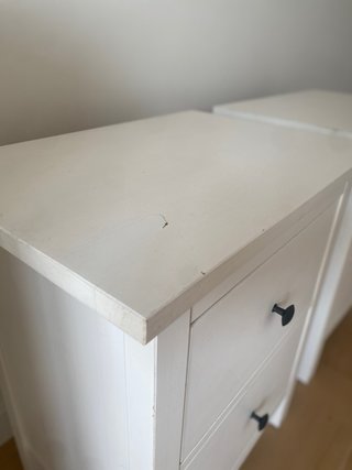 Mesita de noche IKEA blanca
