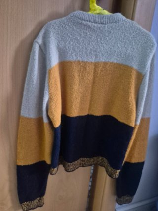 Jersey cuello pico 3 colores