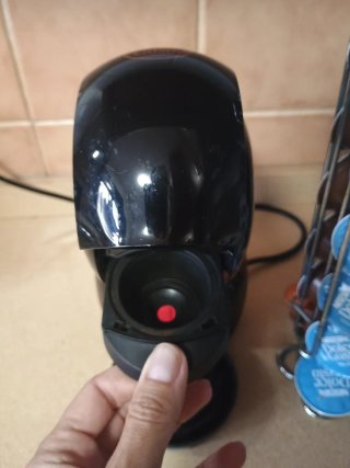 Cafetera Dolce Gusto Piccolo Negra.