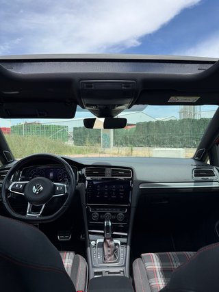 Volkswagen Golf GTI Perfomance