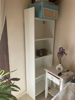 Estantería blanca