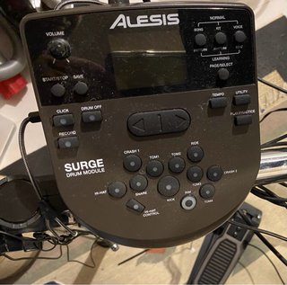 Batería Electrónica Alesis Surge Mesh Kit