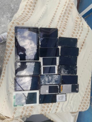 Lote de móviles para  piazas  tablets Samsung y L