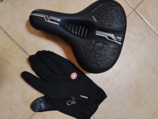 Lote Accesorios Bici: Zapatos, Pedales, Sillín