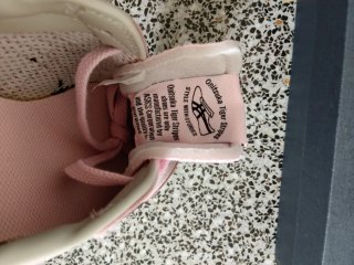 Onitsuka Tiger Tokuten Rosa/Negro Talla 40