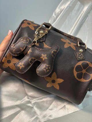 Bolso marrón, bolso Vuitton, bolso logo, bolso lv