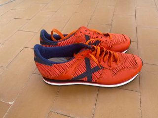 Zapatillas Munich Naranja y Azul