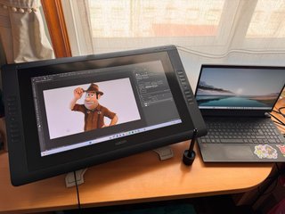 Tableta gráfica Wacom Cintiq 22HD
