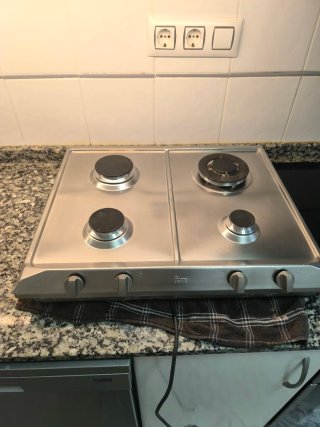 Encimera de gas natural 4 fuegos Teka