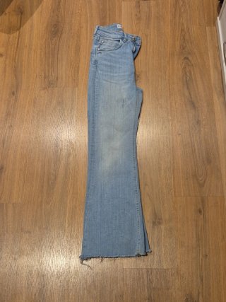 Pantalón acampanado azul claro Stradivarius D78