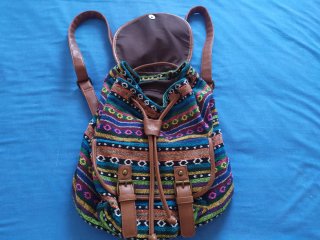 Mochila. Nueva.