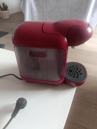 Cafetera Tassimo Bosch Roja