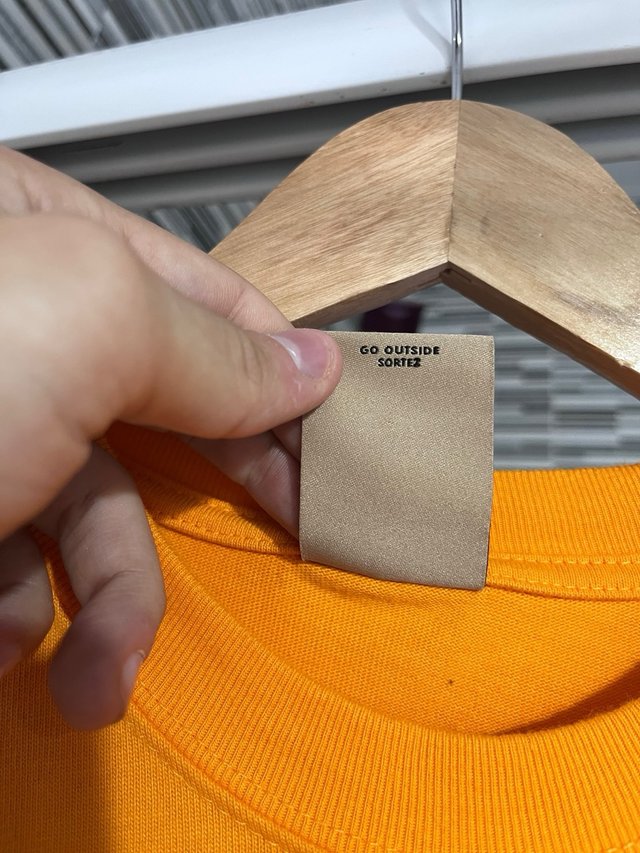 Camiseta Nike ACG Talla S Naranja