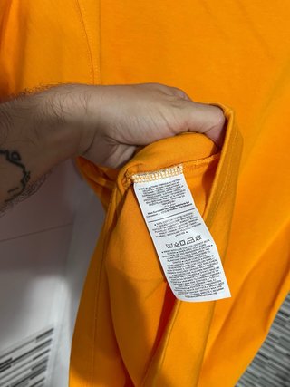 Camiseta Nike ACG Talla S Naranja