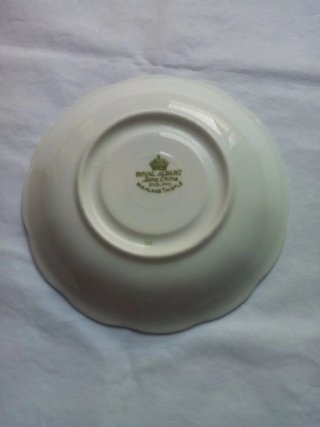 Taza y Platillo Royal Albert Cardo