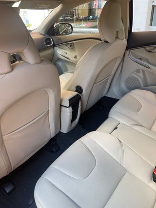 Volvo V40 2015