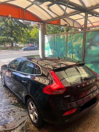 Volvo V40 2015