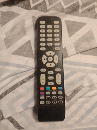 TV TCL Negra