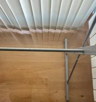 Mesa escritorio cristal y metal