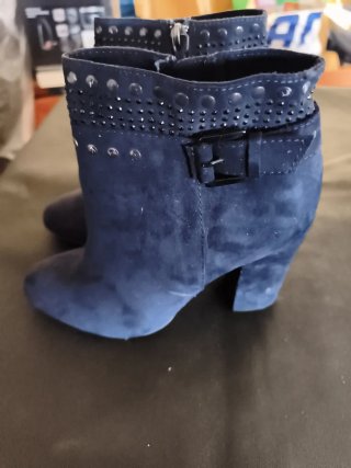 Botines azul marino con pedrería