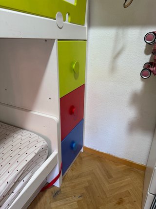 Litera infantil con cajones