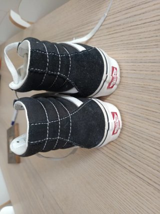 Zapatillas Vans Mujer Negras y Blancas