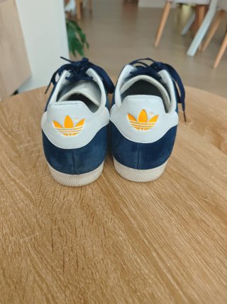 Adidas Gazelle Talla 45 1/3 Azul Naranja