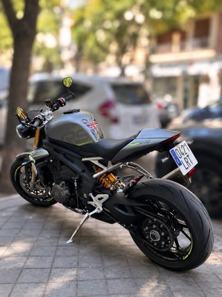 Triumph Speed Triple 1200 RS Moto