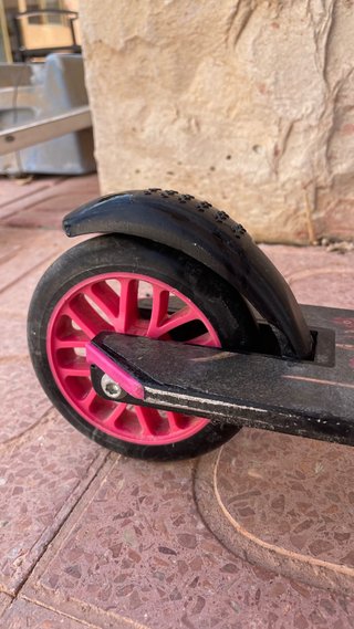 Patinete infantil plegable negro y rosa