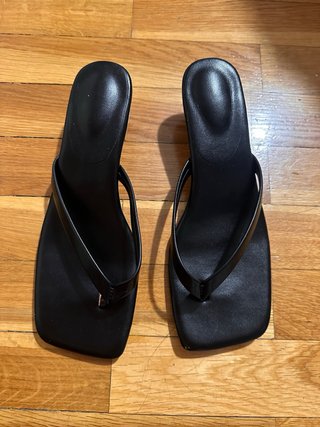Sandalias tacón negras