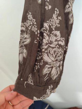 Blusa estampada manga larga