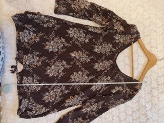 Blusa estampada manga larga