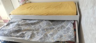 Cama doble con 2 cajones