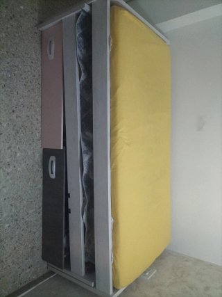 Cama doble con 2 cajones
