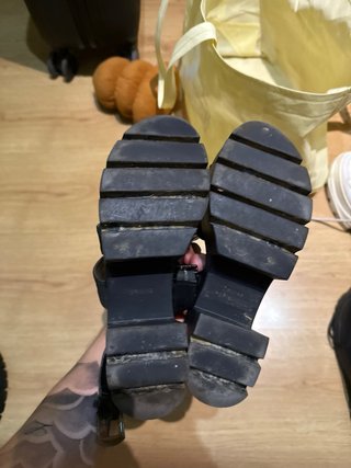 Sandalias Bershka negras