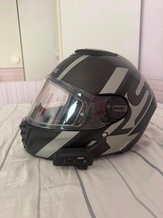 Casco Shark Moto con Intercomunicador