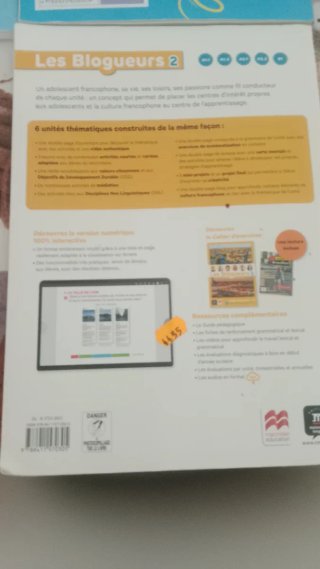 Libros de 2 ESO de inglés y francés candeleda