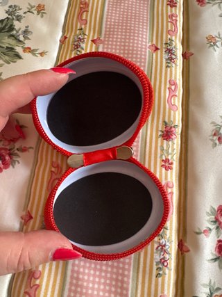 Monedero infantil rígido impermeable